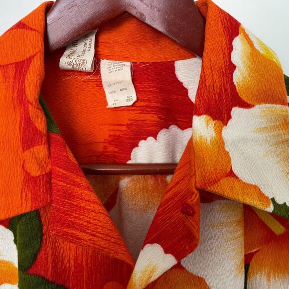 VINTAGE Royal Hawaiian Shirt - Picture 3 of 4